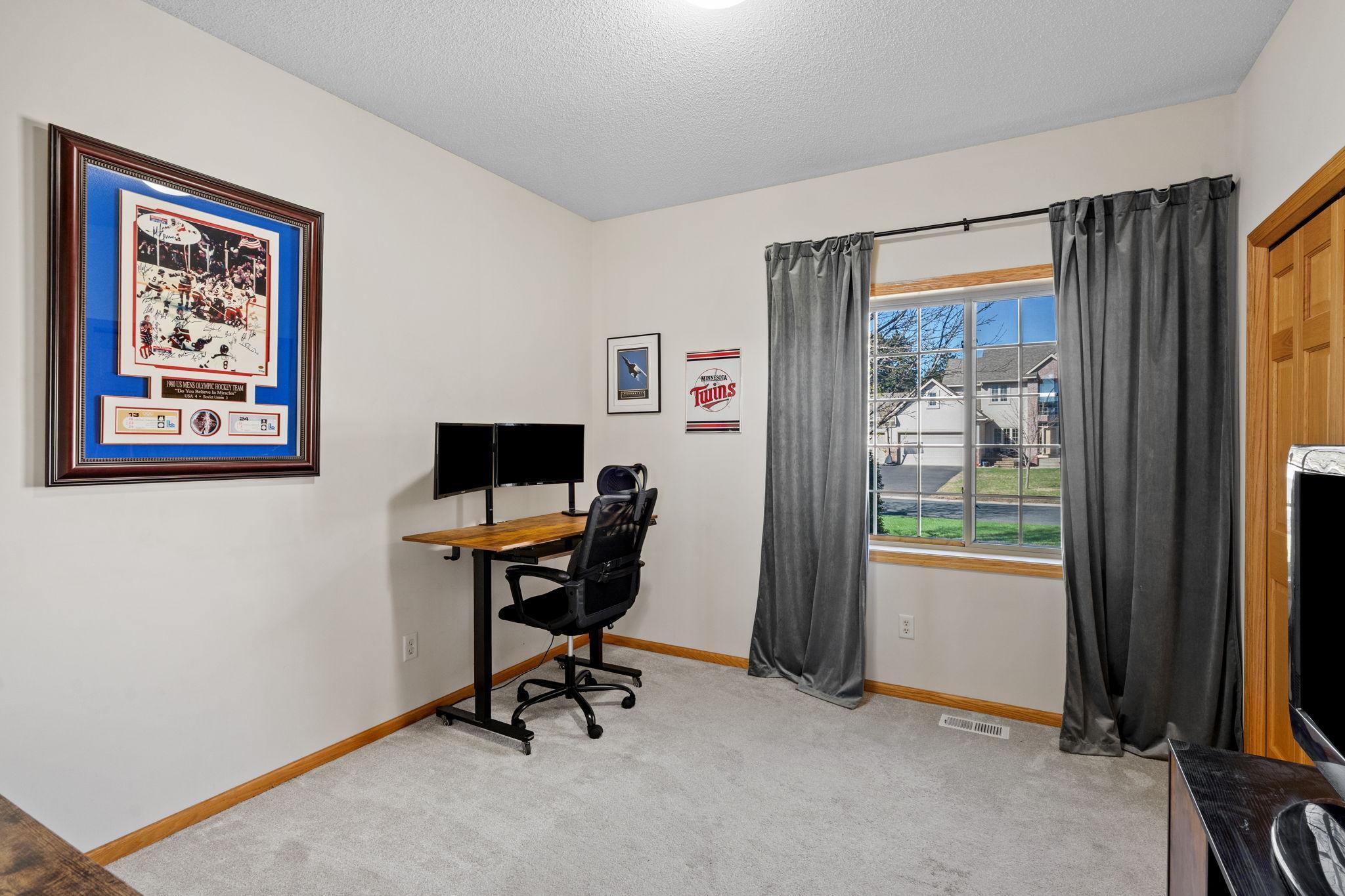 13033 Yellow Pine Street NW