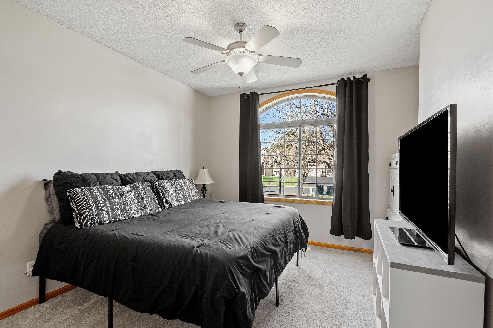 13033 Yellow Pine Street NW