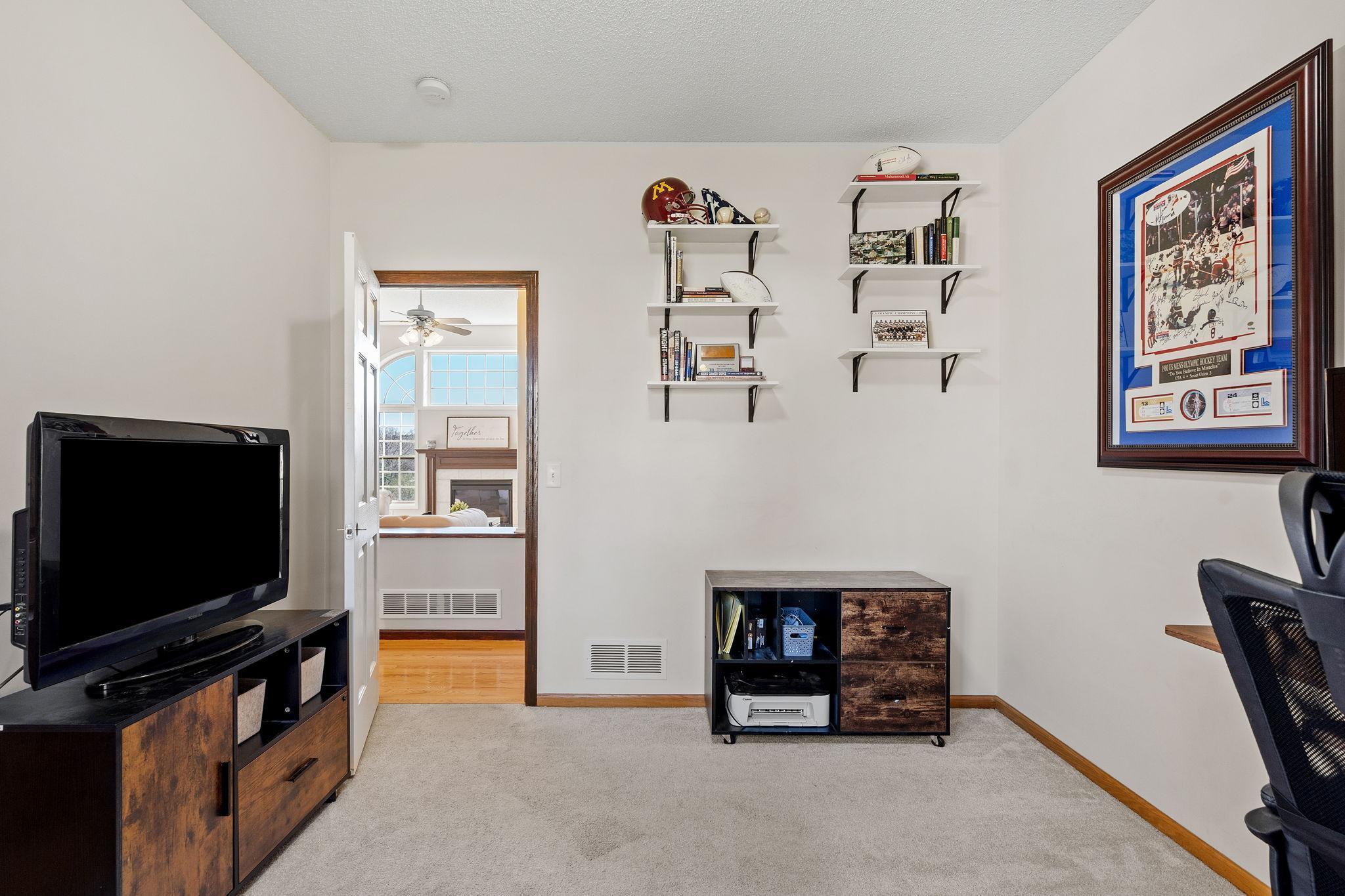 13033 Yellow Pine Street NW