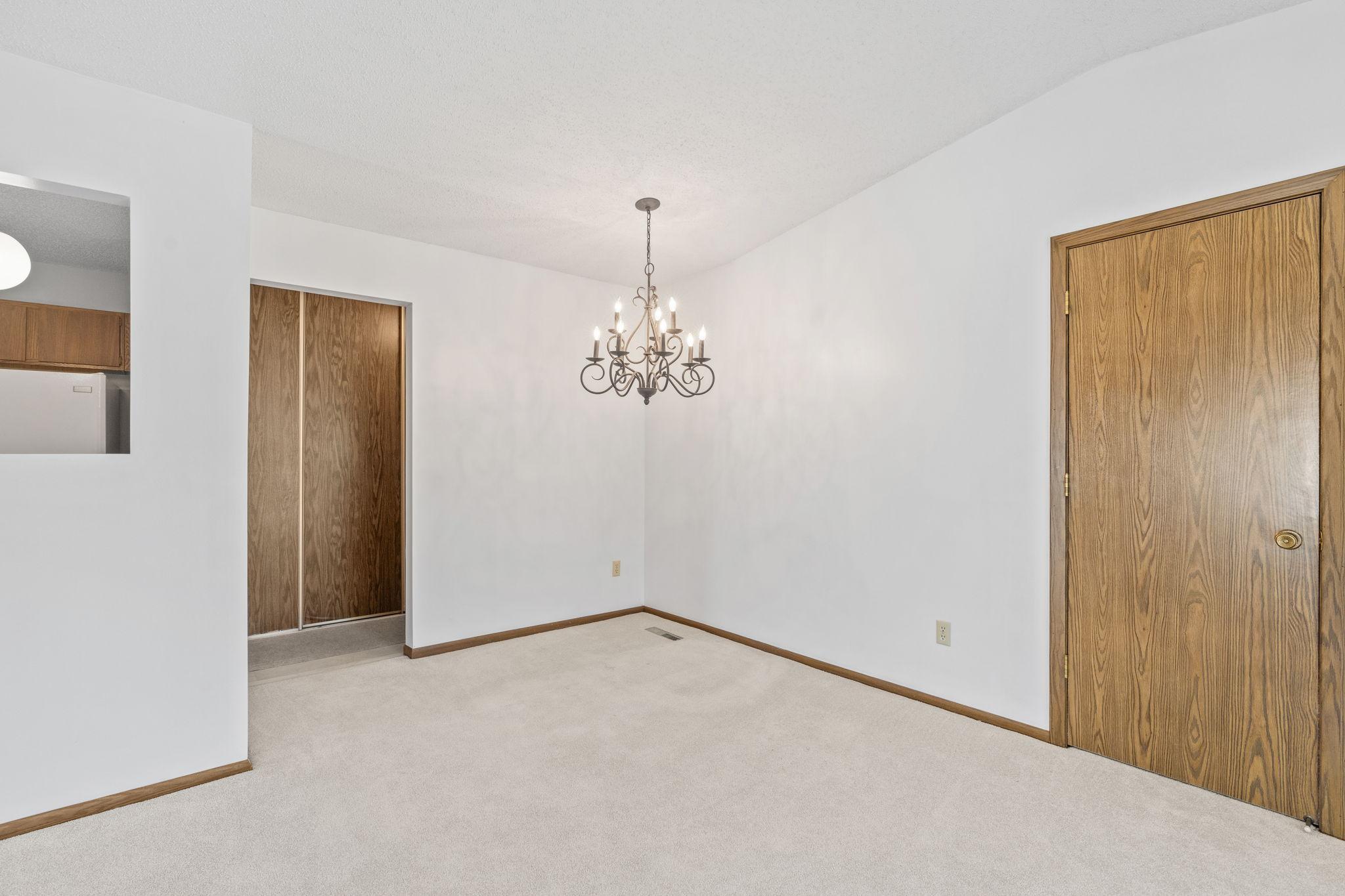 1164 Xene Lane N