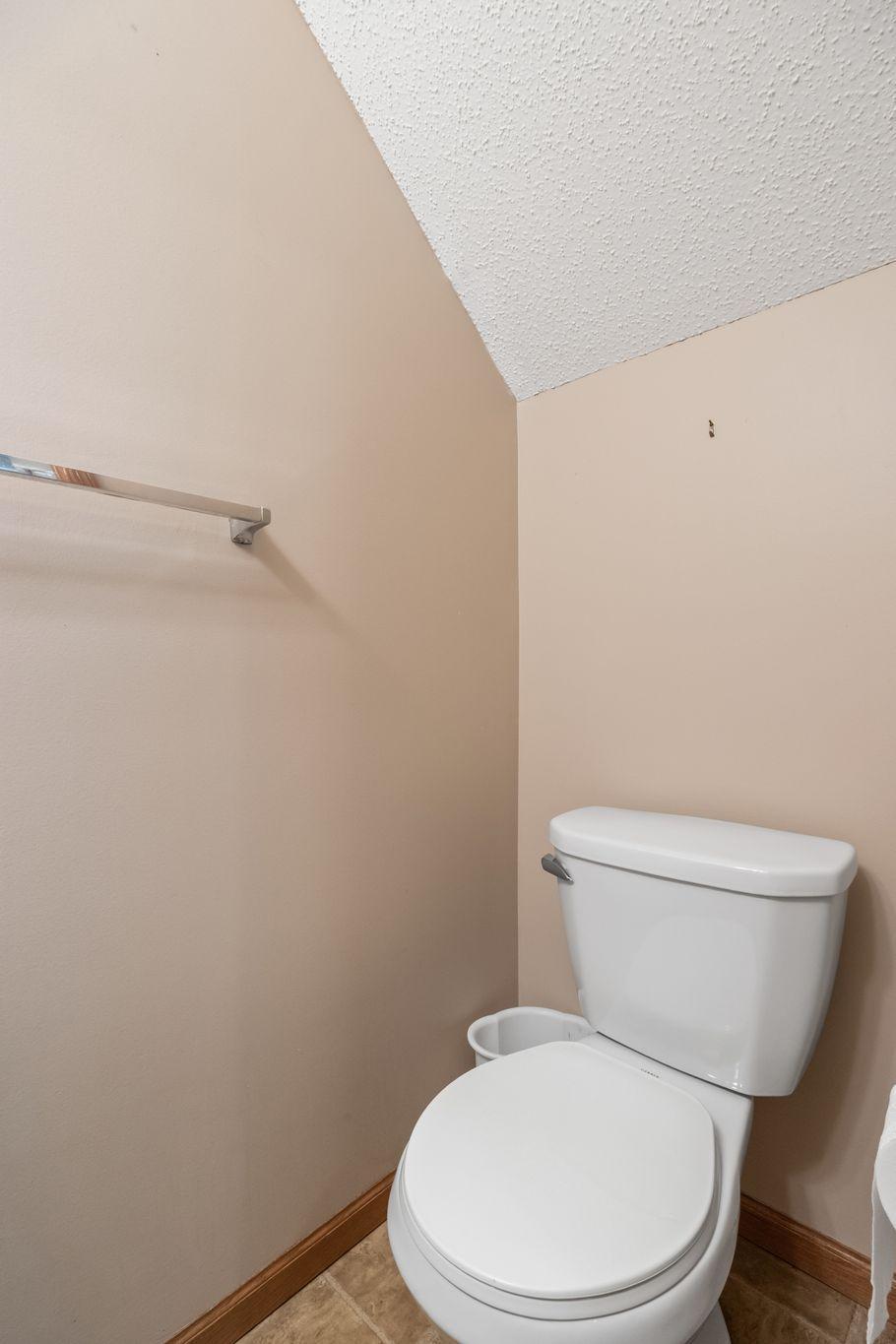 1646 White Pine Way Unit: A