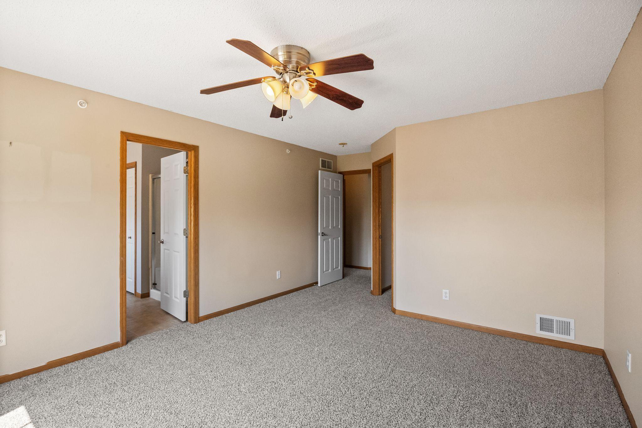 1646 White Pine Way Unit: A