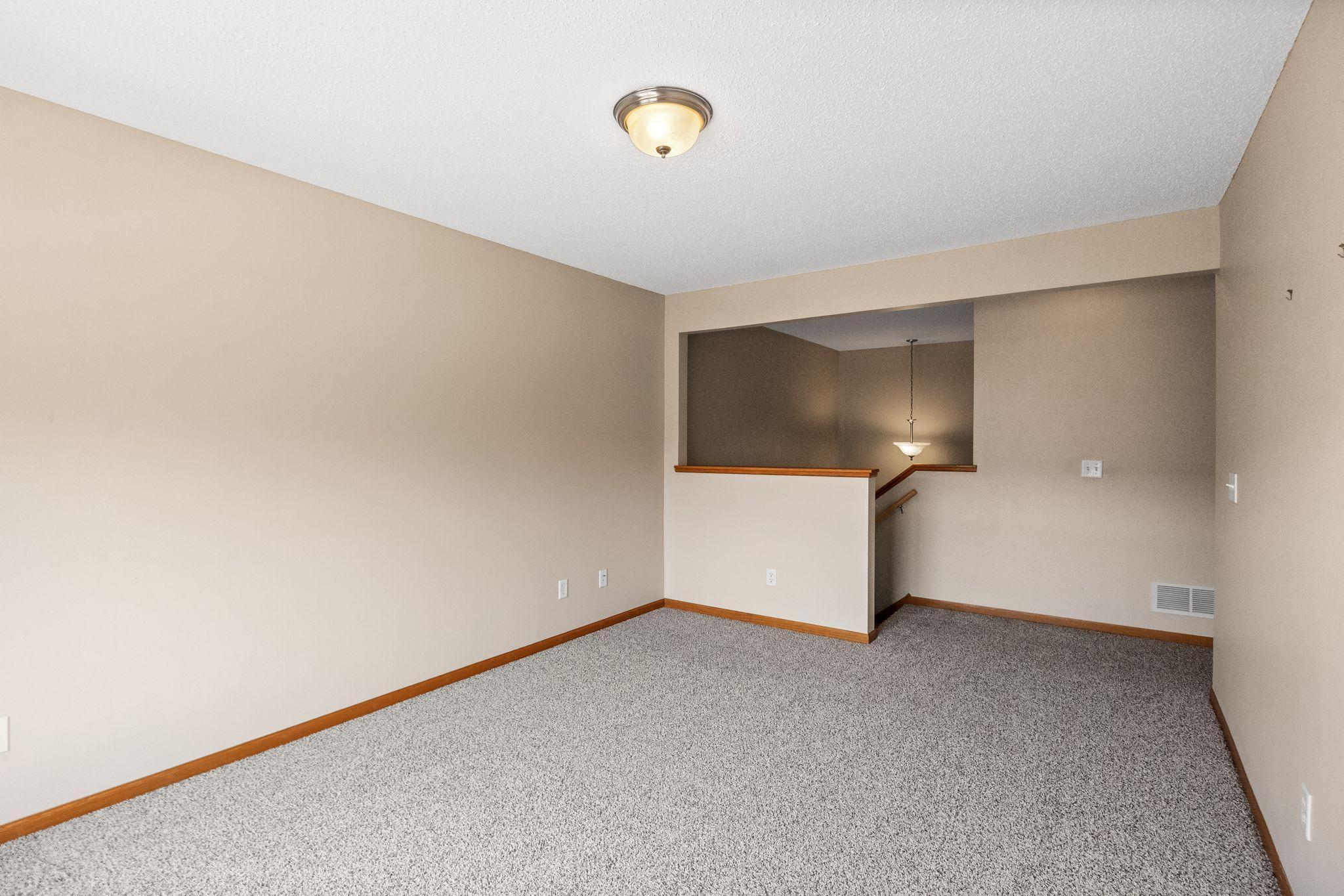 1646 White Pine Way Unit: A