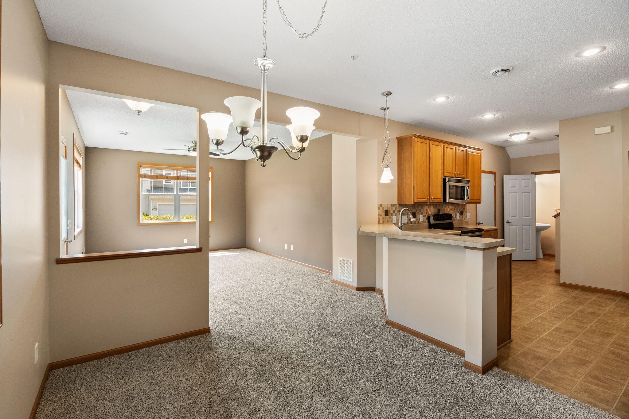 1646 White Pine Way Unit: A