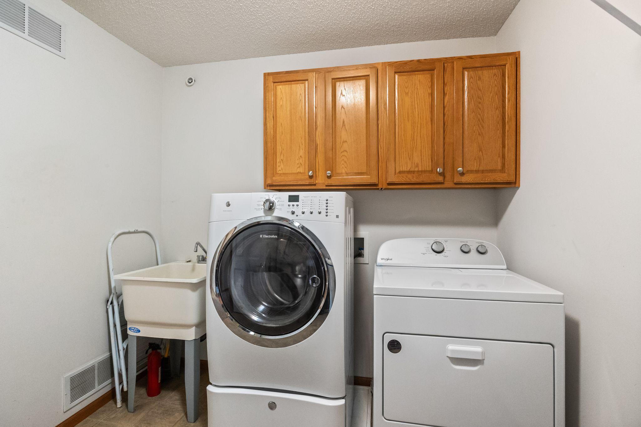 1646 White Pine Way Unit: A