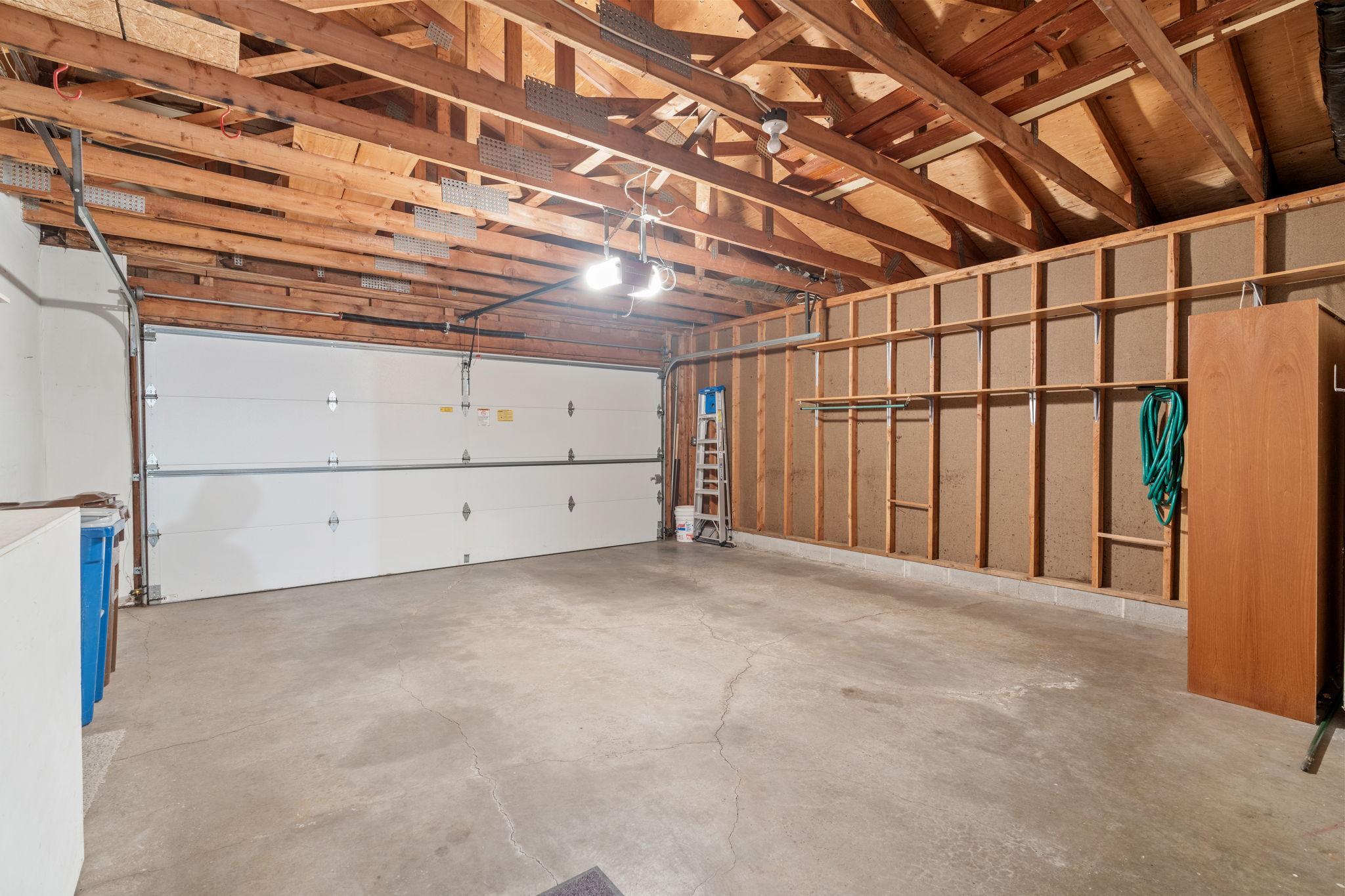 1164 Xene Lane N