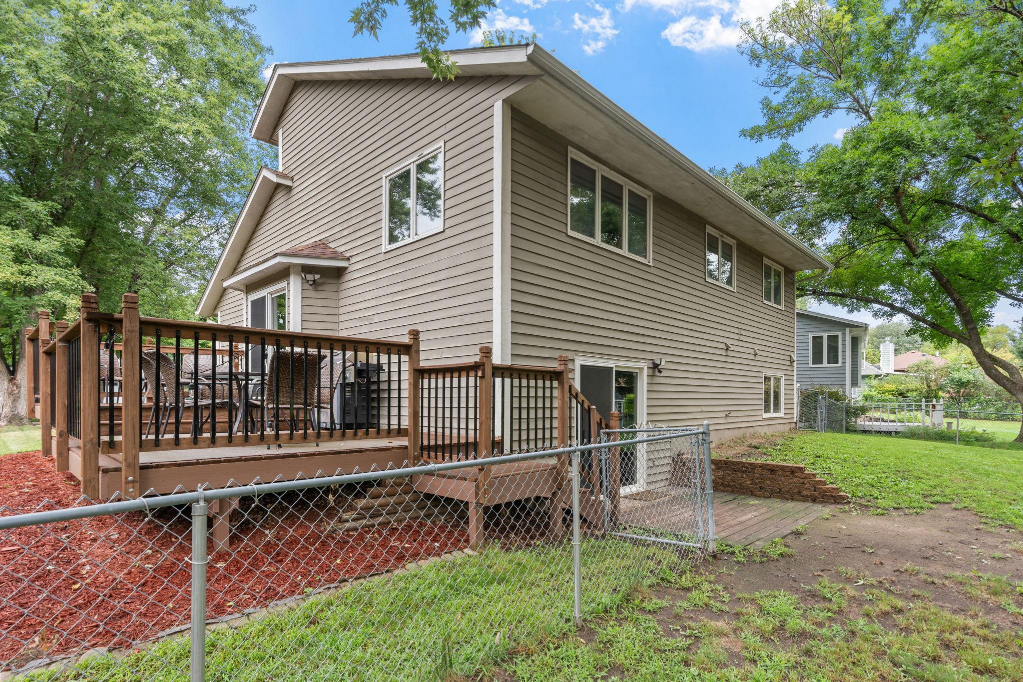 1536 Prairie Hill Road