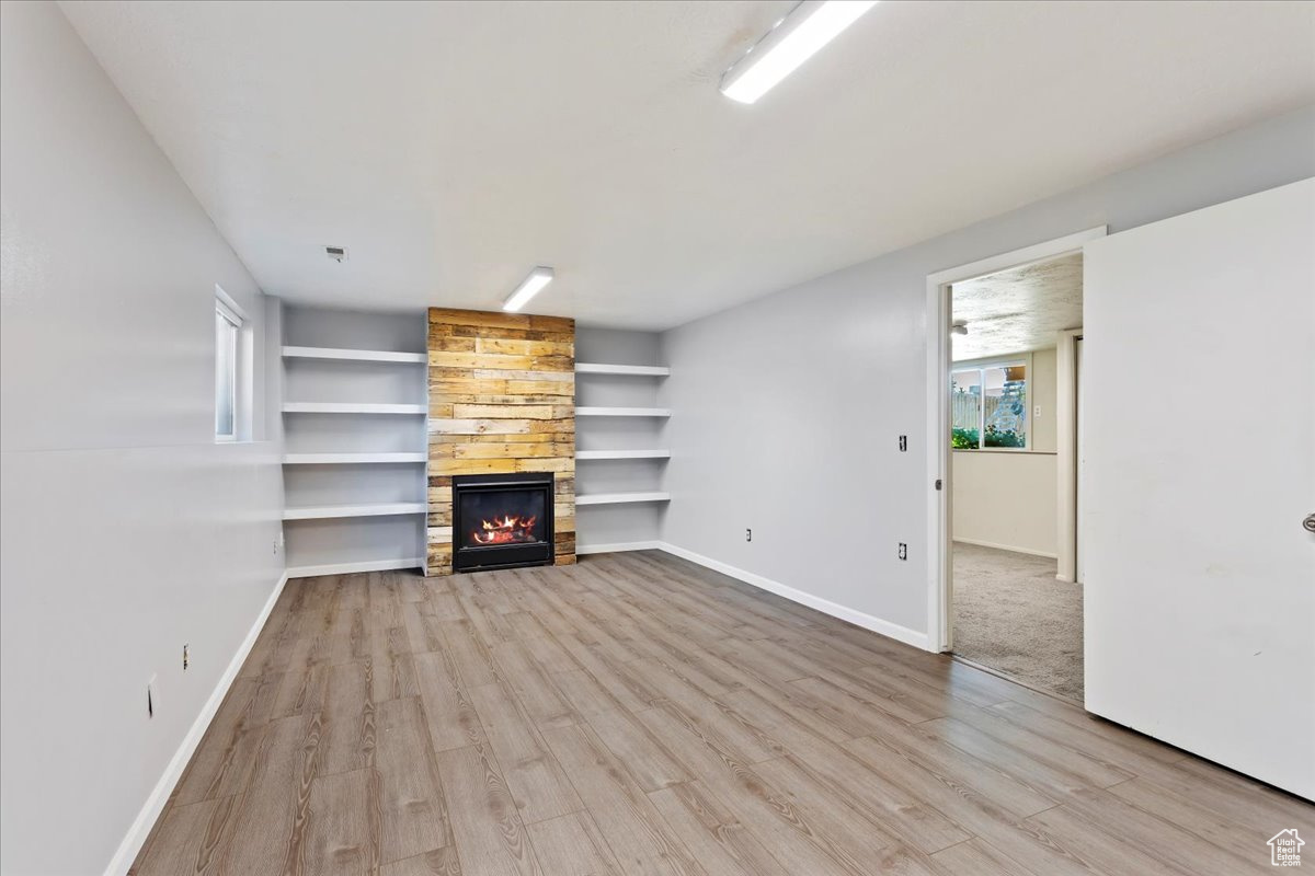 2583 N 2125 W