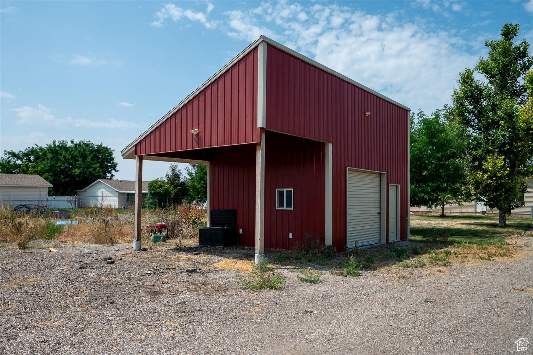 2554 N 6000 W