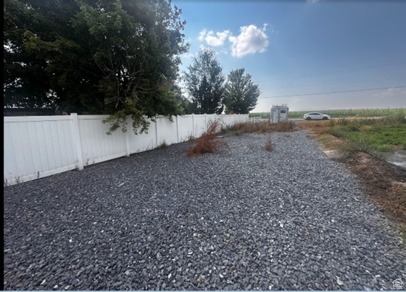 1622 N 5900 W