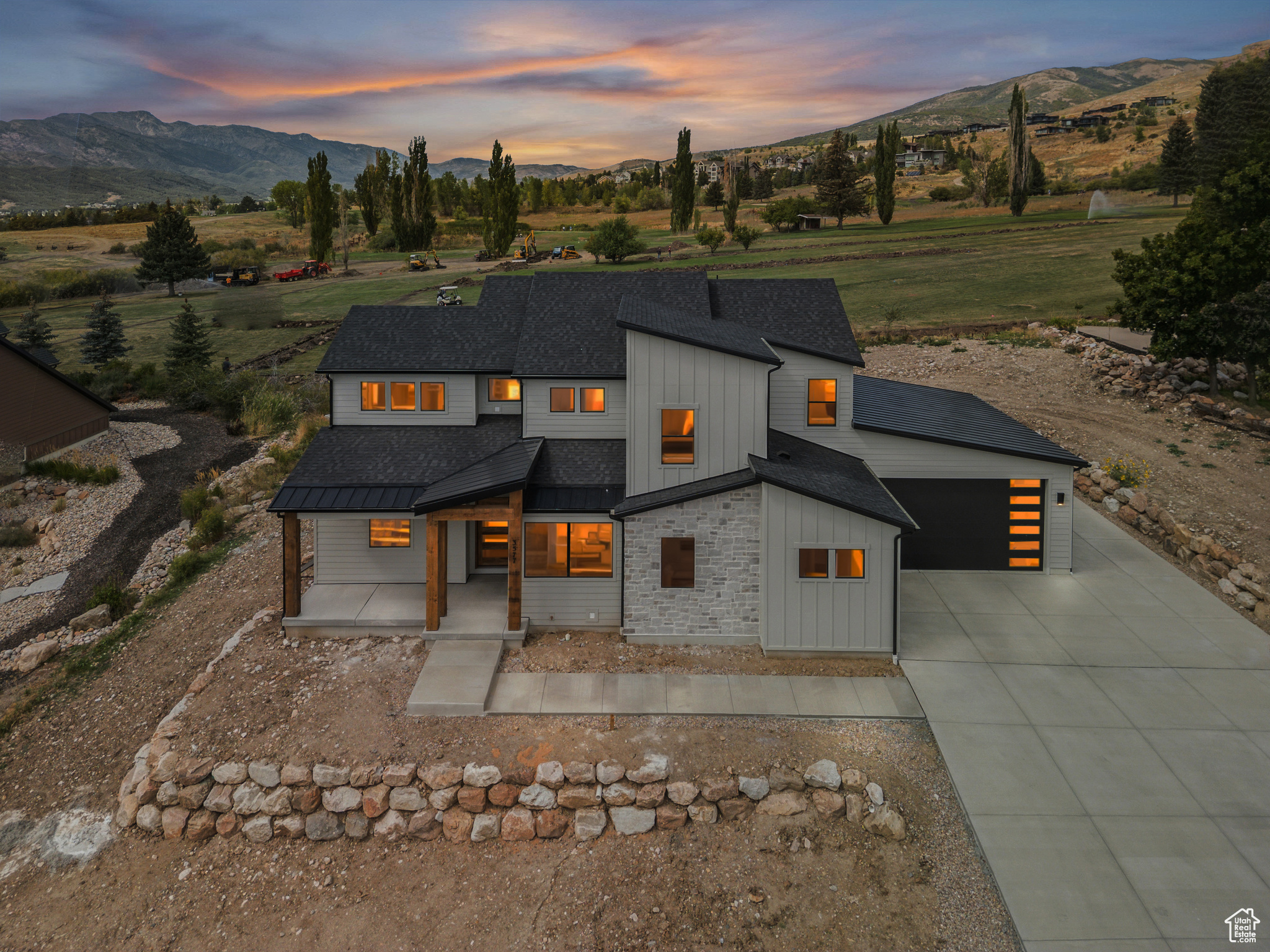 3577 N ELKRIDGE TRAIL