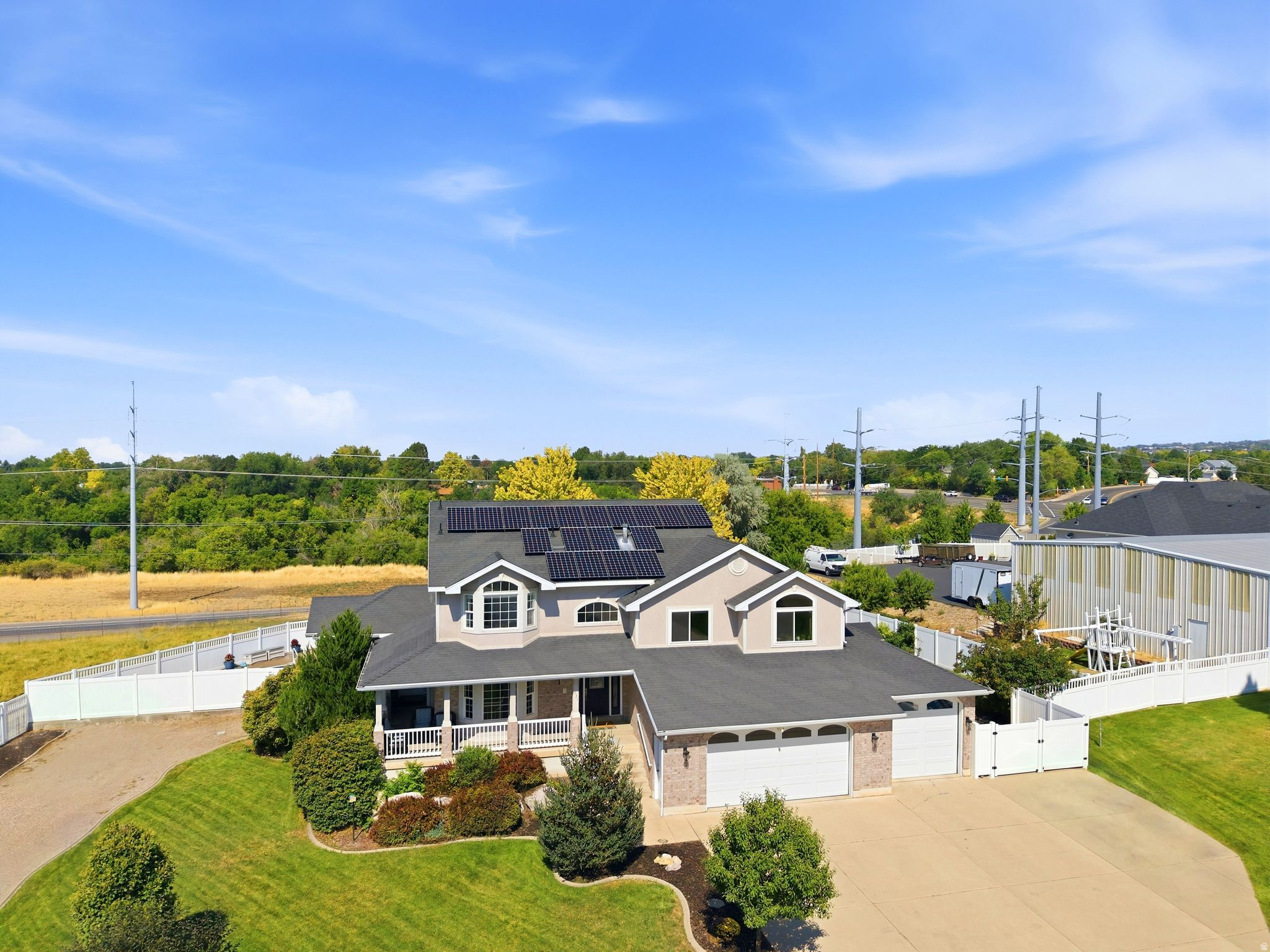 937 RAINBOW DR