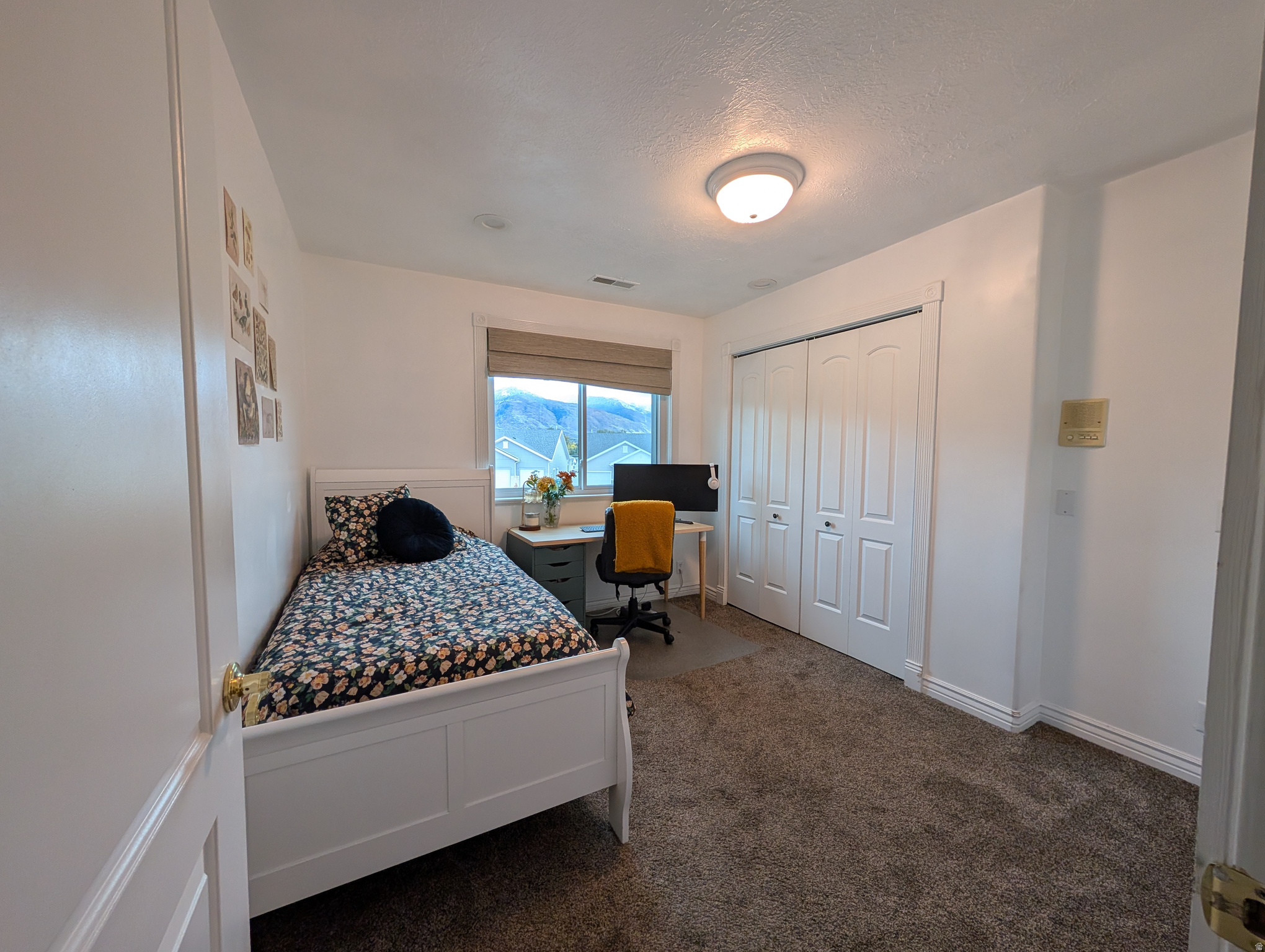 937 RAINBOW DR