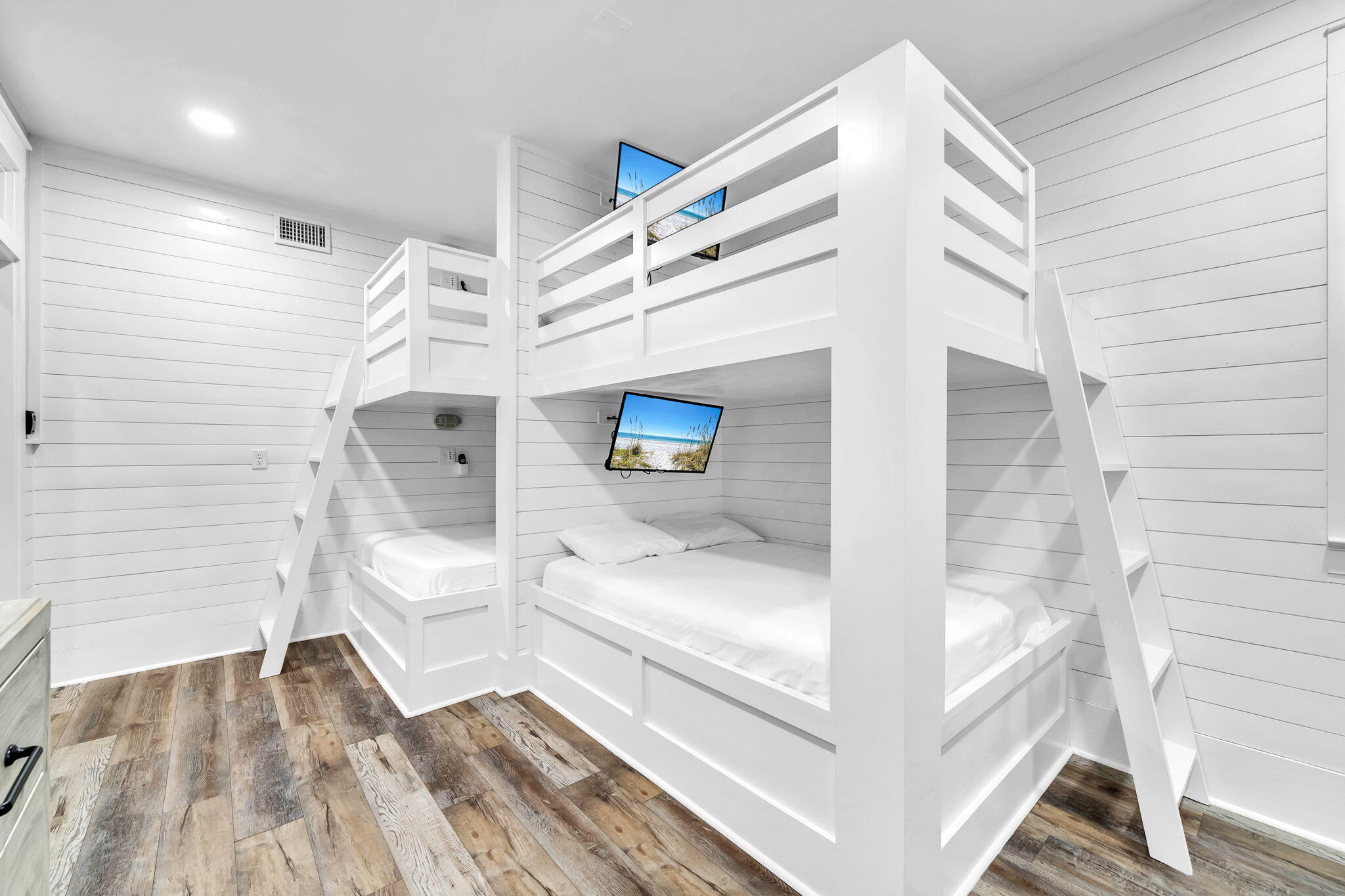 1885 Scenic Gulf Drive 1885