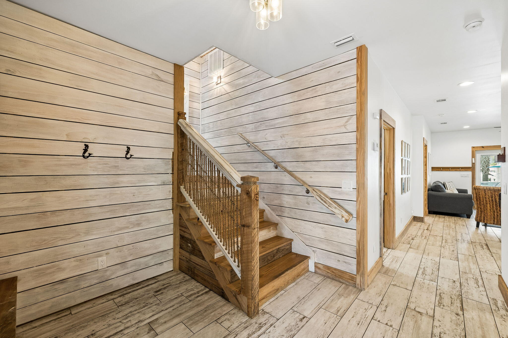 42 W Seacrest Beach Boulevard