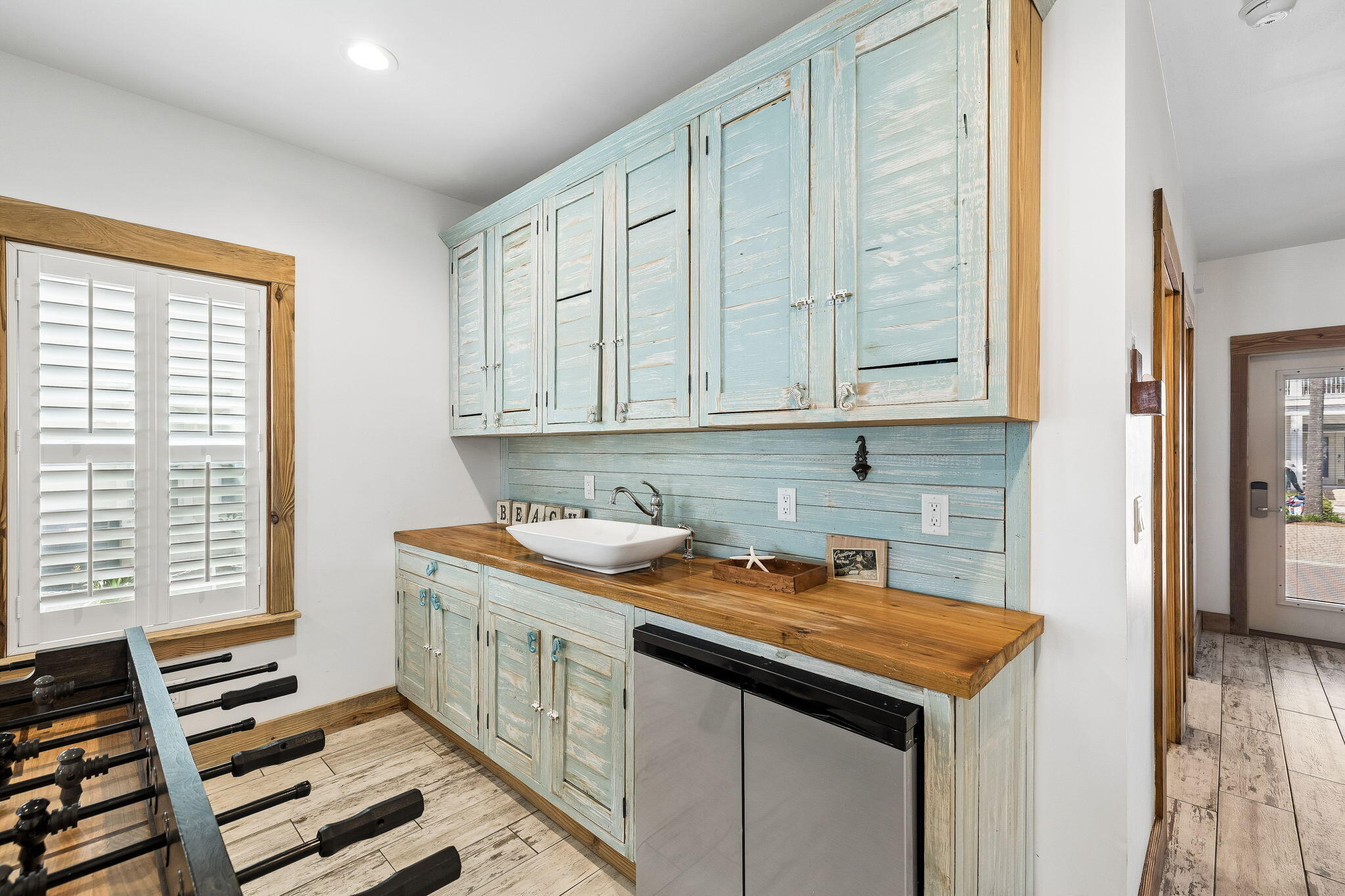 42 W Seacrest Beach Boulevard