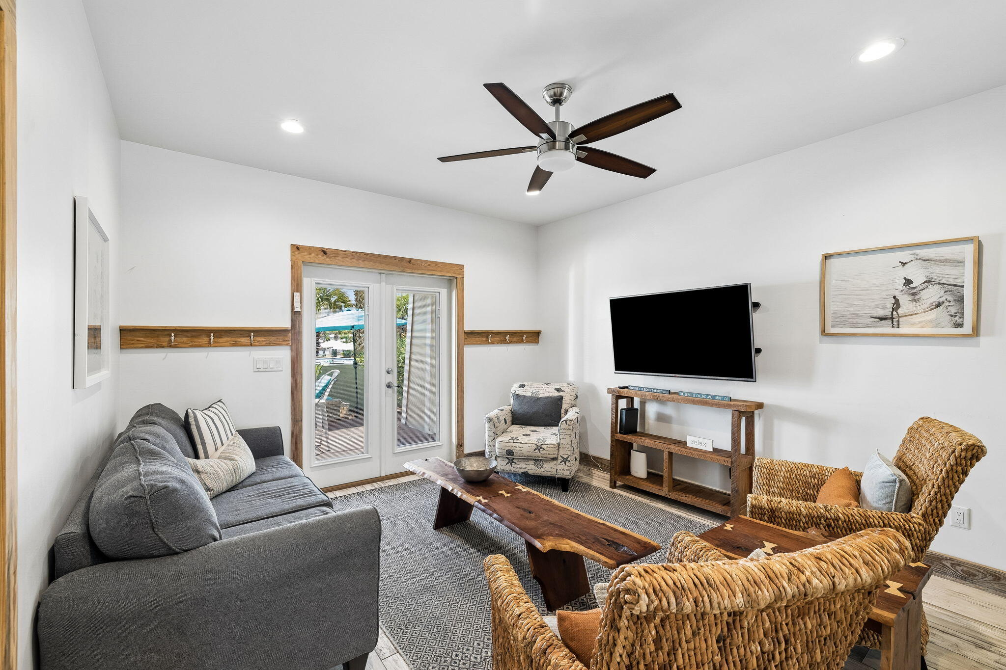 42 W Seacrest Beach Boulevard
