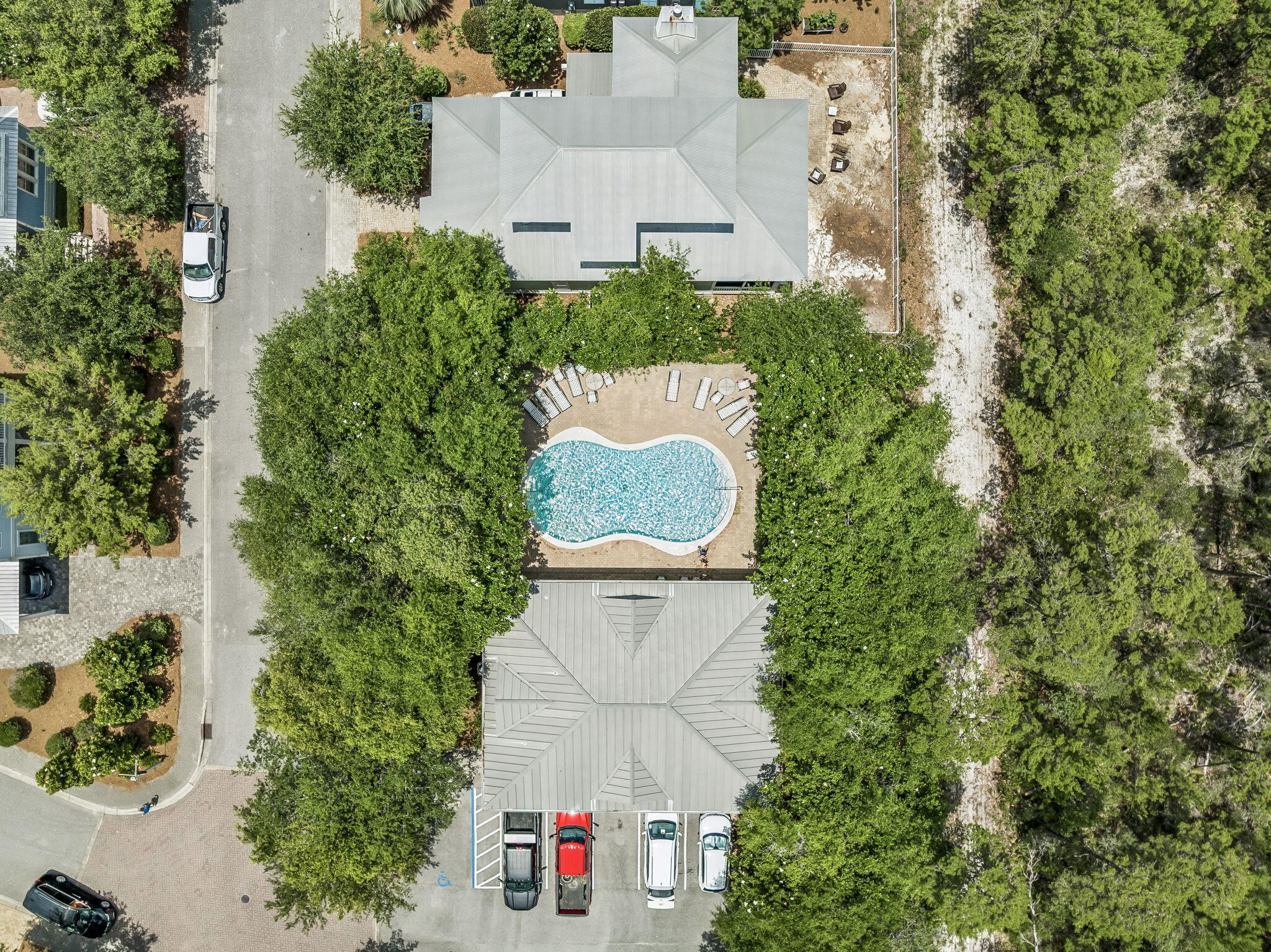 53 Bartons Way