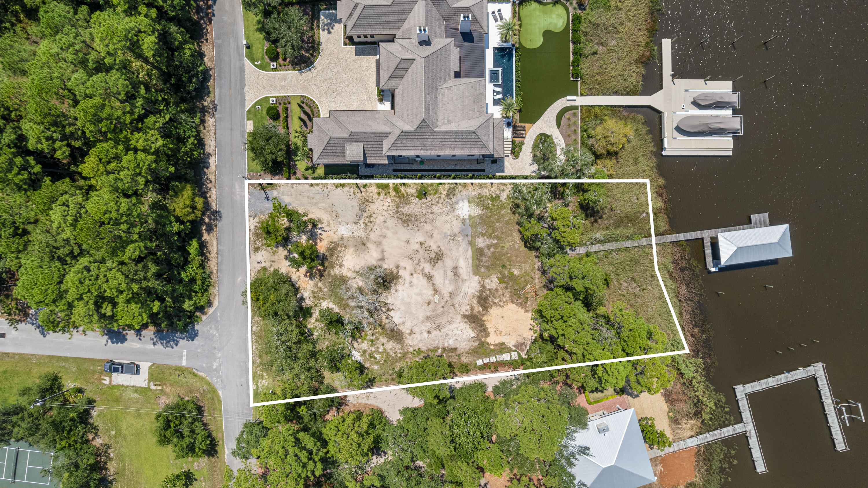 909 Eden Drive
