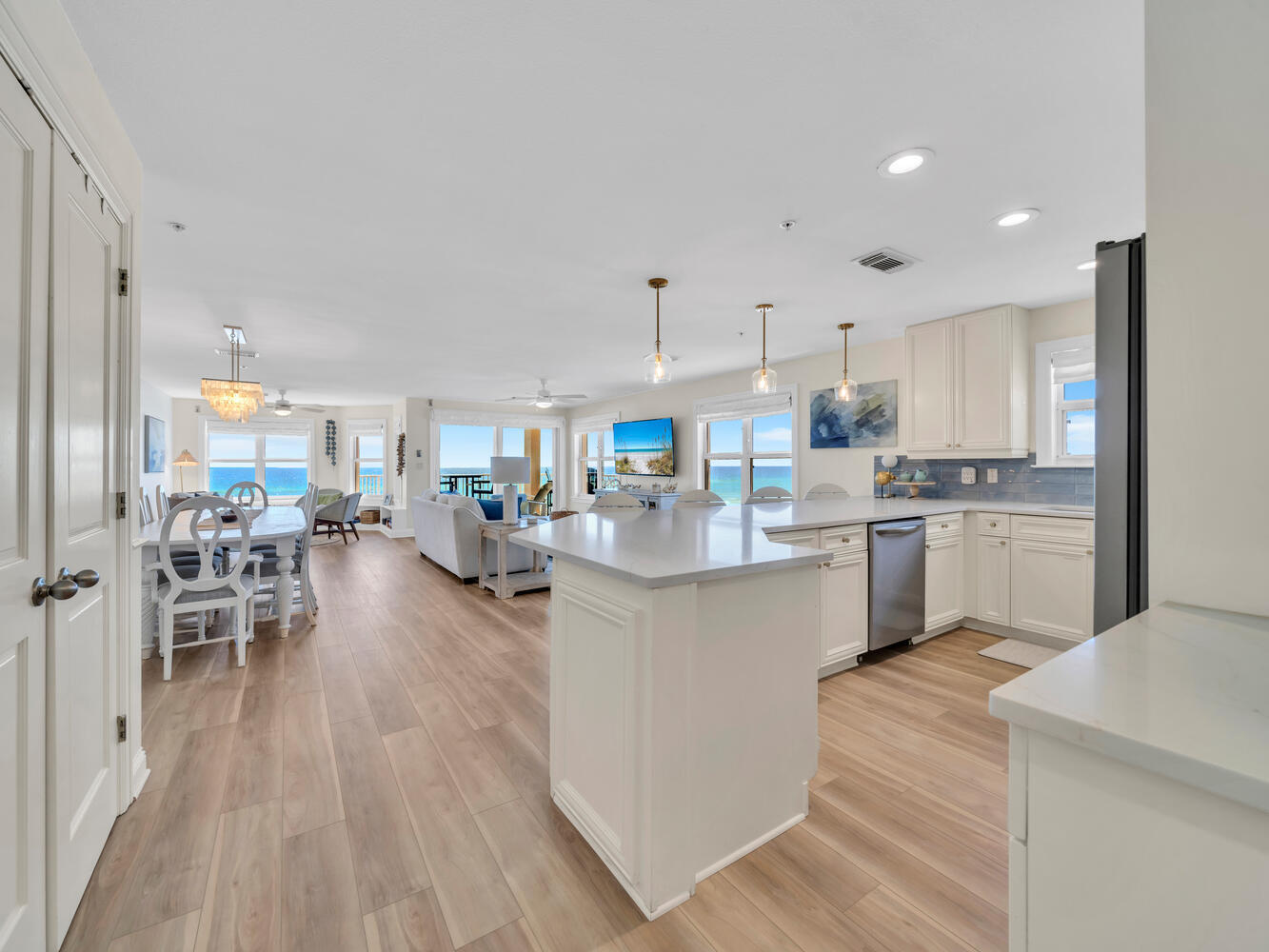 2900 Scenic Highway 98 207