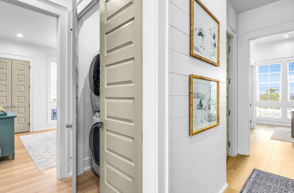 424 E Gorrie Dr, St. George Island 32328