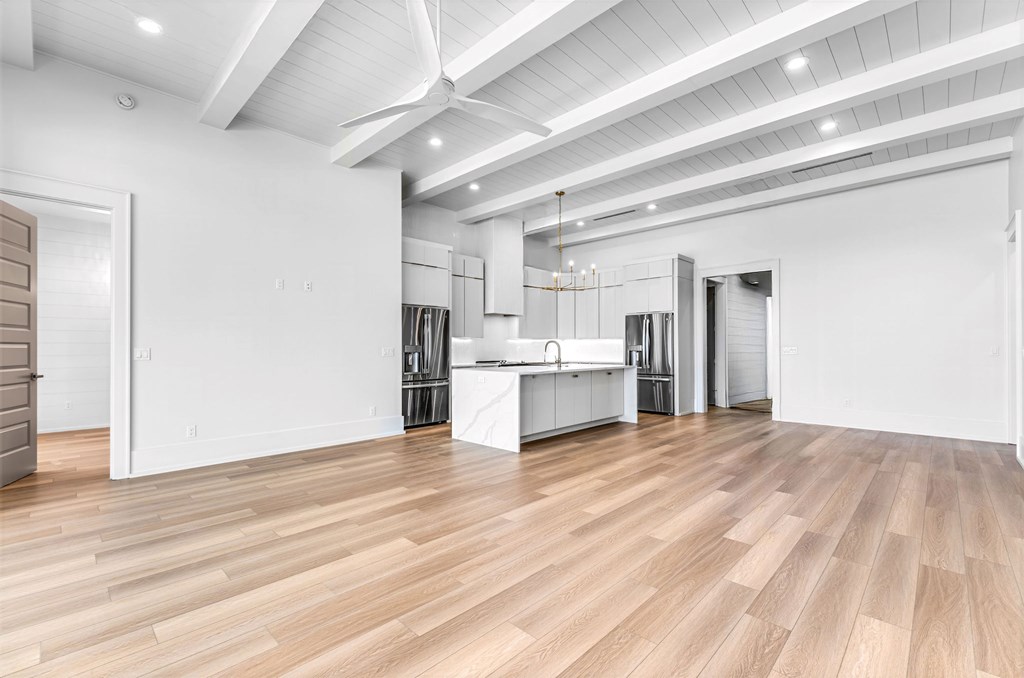 424 E Gorrie Dr, St. George Island 32328