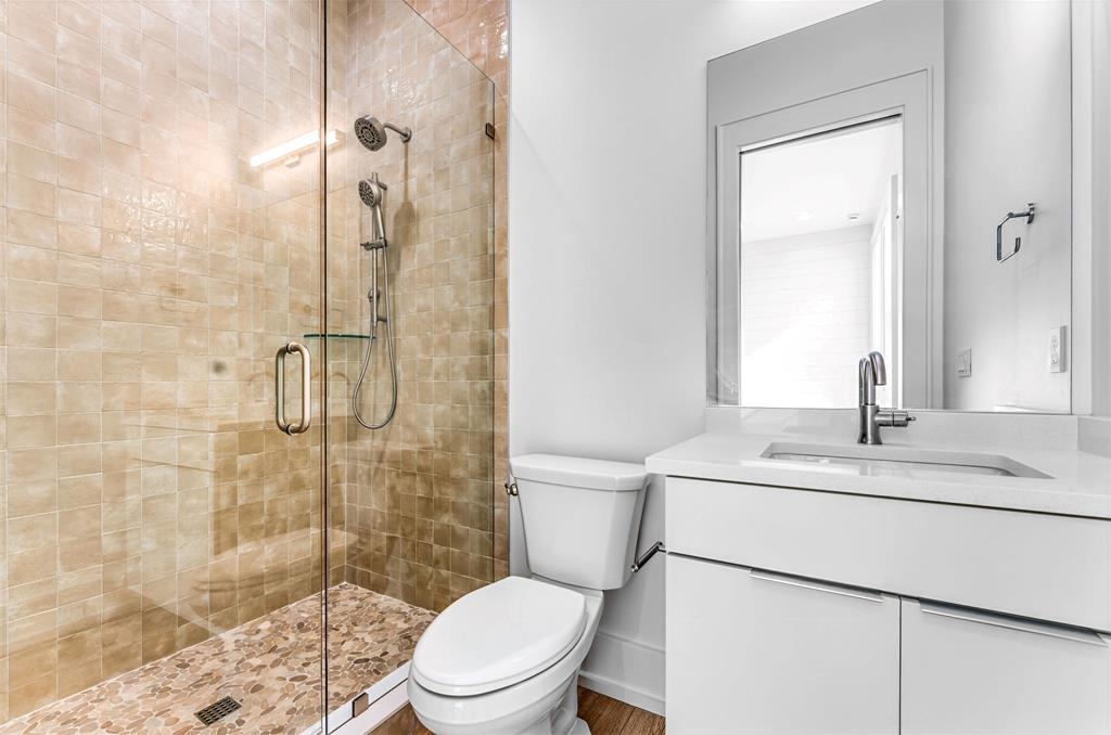 424 E Gorrie Dr, St. George Island 32328