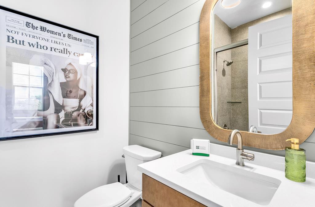 424 E Gorrie Dr, St. George Island 32328