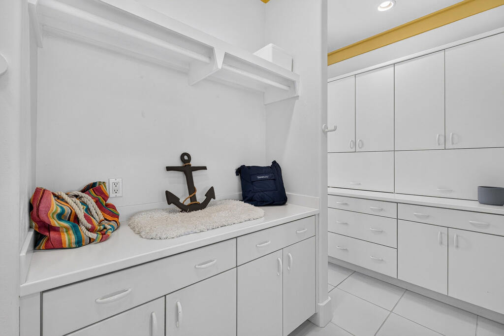 2904 Hidden Beaches Rd, 32322