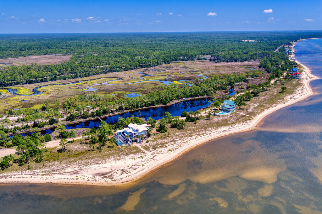 2904 Hidden Beaches Rd, 32322