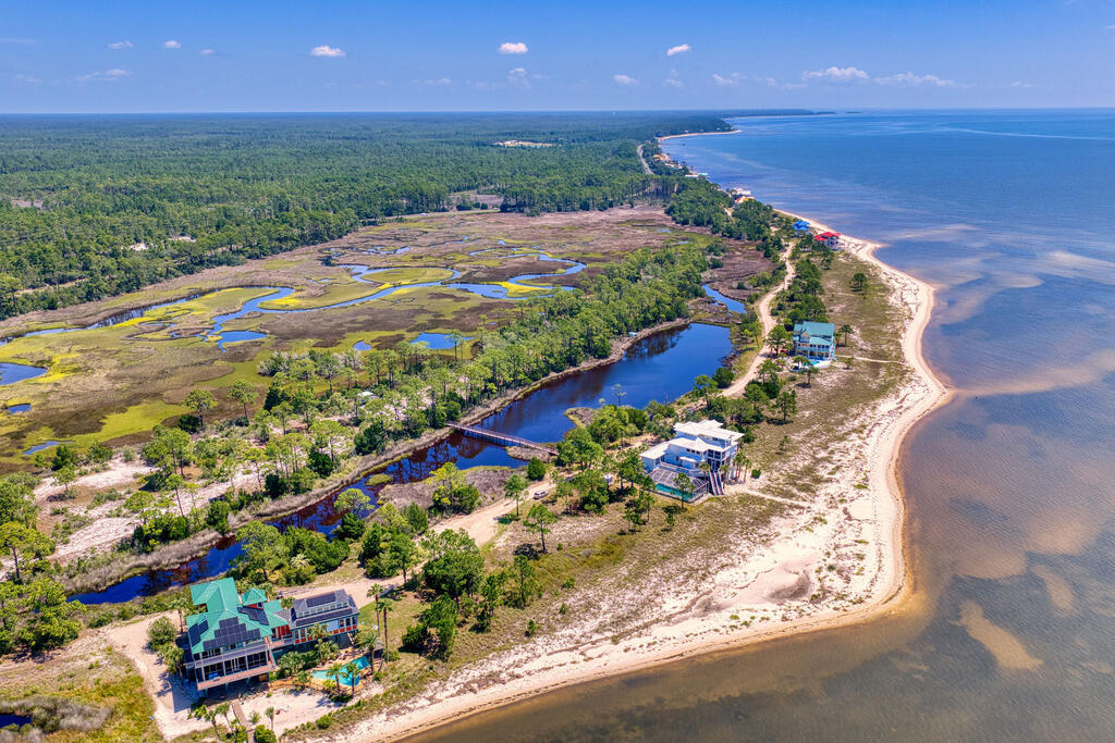 2904 Hidden Beaches Rd, 32322