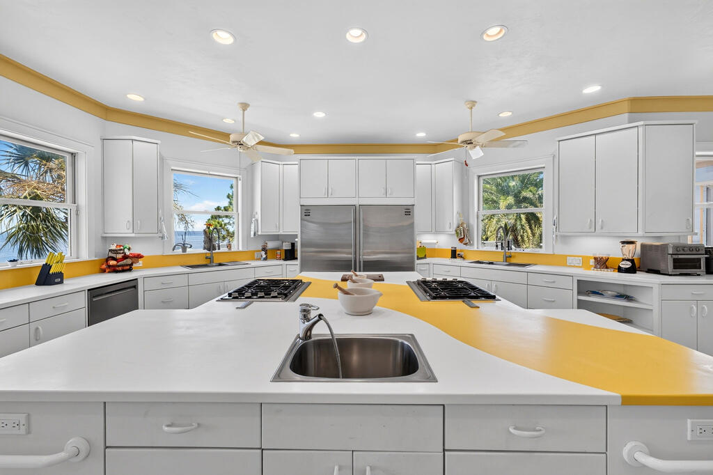 2904 Hidden Beaches Rd, 32322