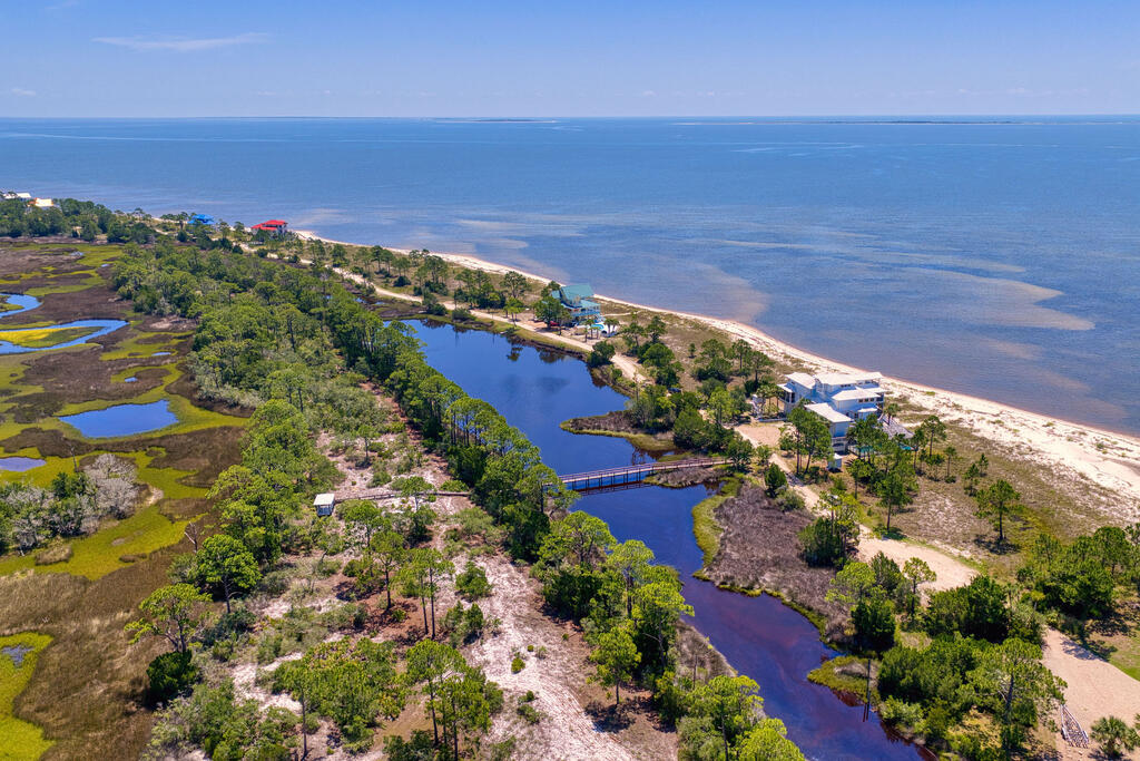 2904 Hidden Beaches Rd, 32322