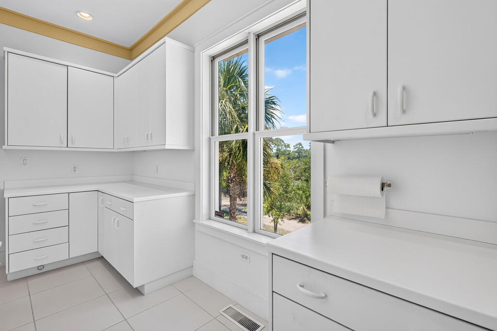 2904 Hidden Beaches Rd, 32322