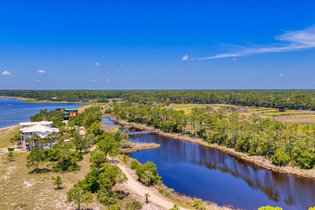 2904 Hidden Beaches Rd, 32322