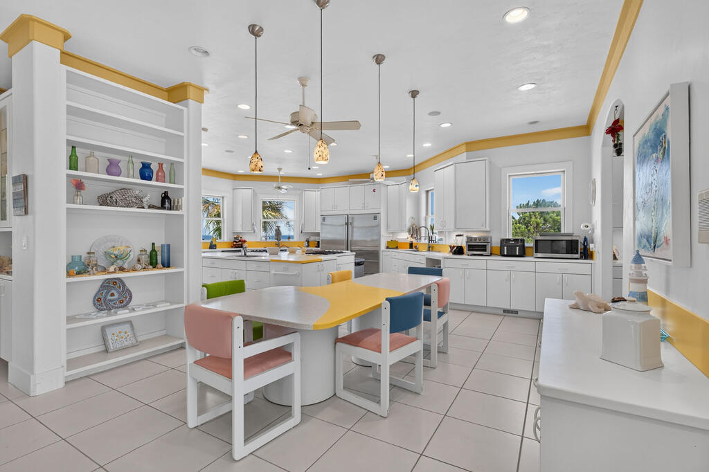 2904 Hidden Beaches Rd, 32322