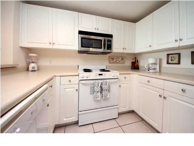 1751 Scenic Hwy, 403
