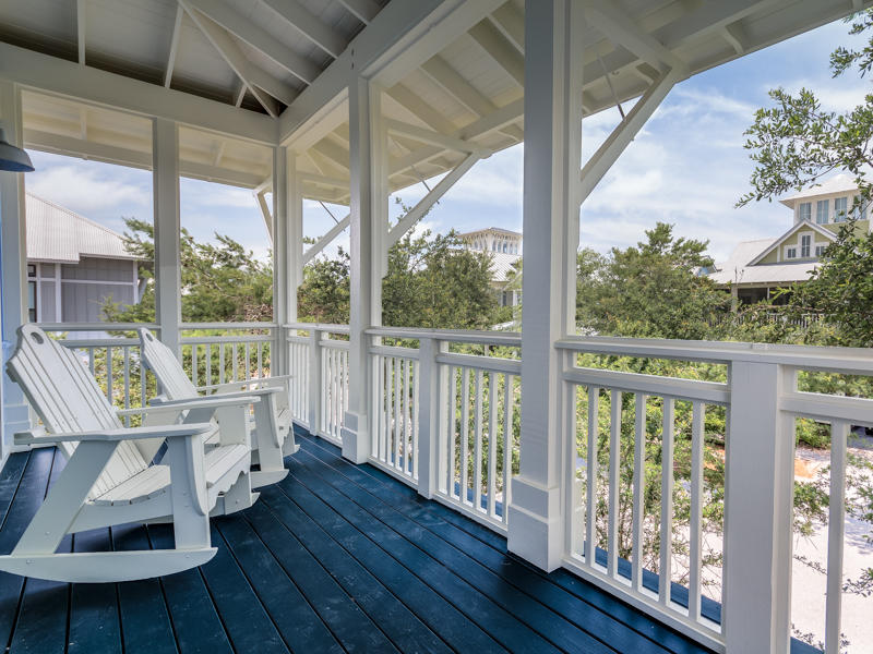 153 Silver Laurel Way