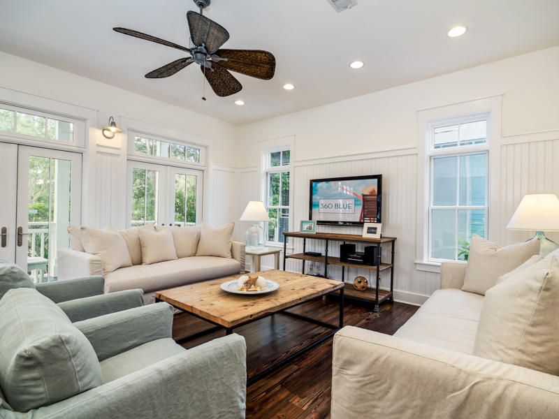 153 Silver Laurel Way