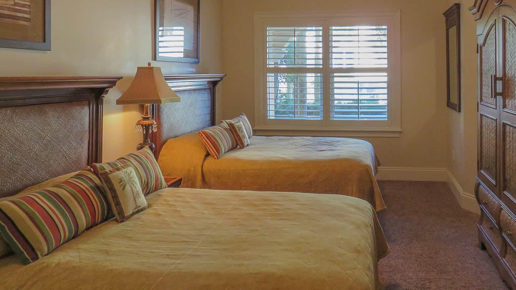 2421 W County Highway 30A, UNIT B101