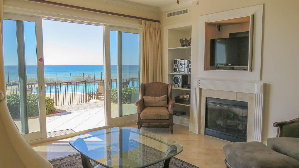 2421 W County Highway 30A, UNIT B101