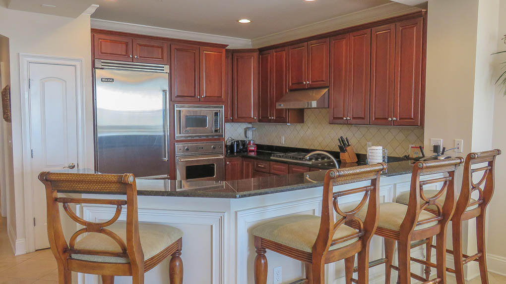 2421 W County Highway 30A, UNIT B101