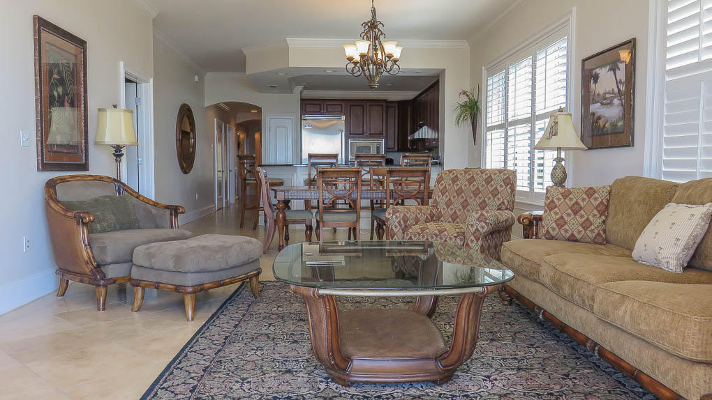 2421 W County Highway 30A, UNIT B101