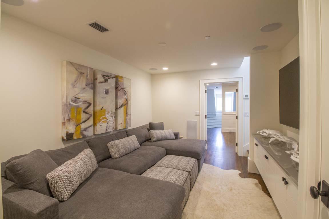 71 Vermilion Way