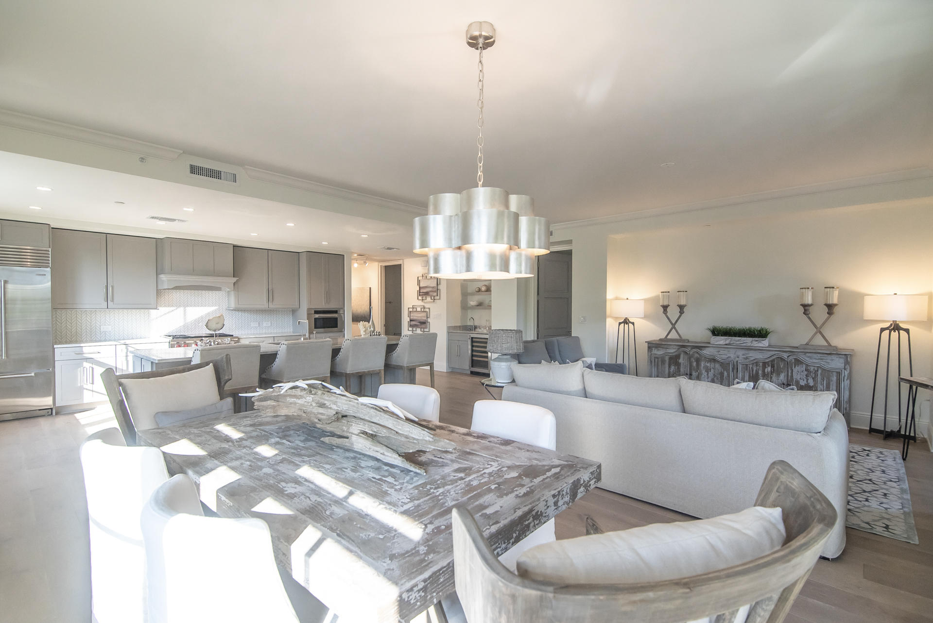46 N Barrett Square, Unit #202