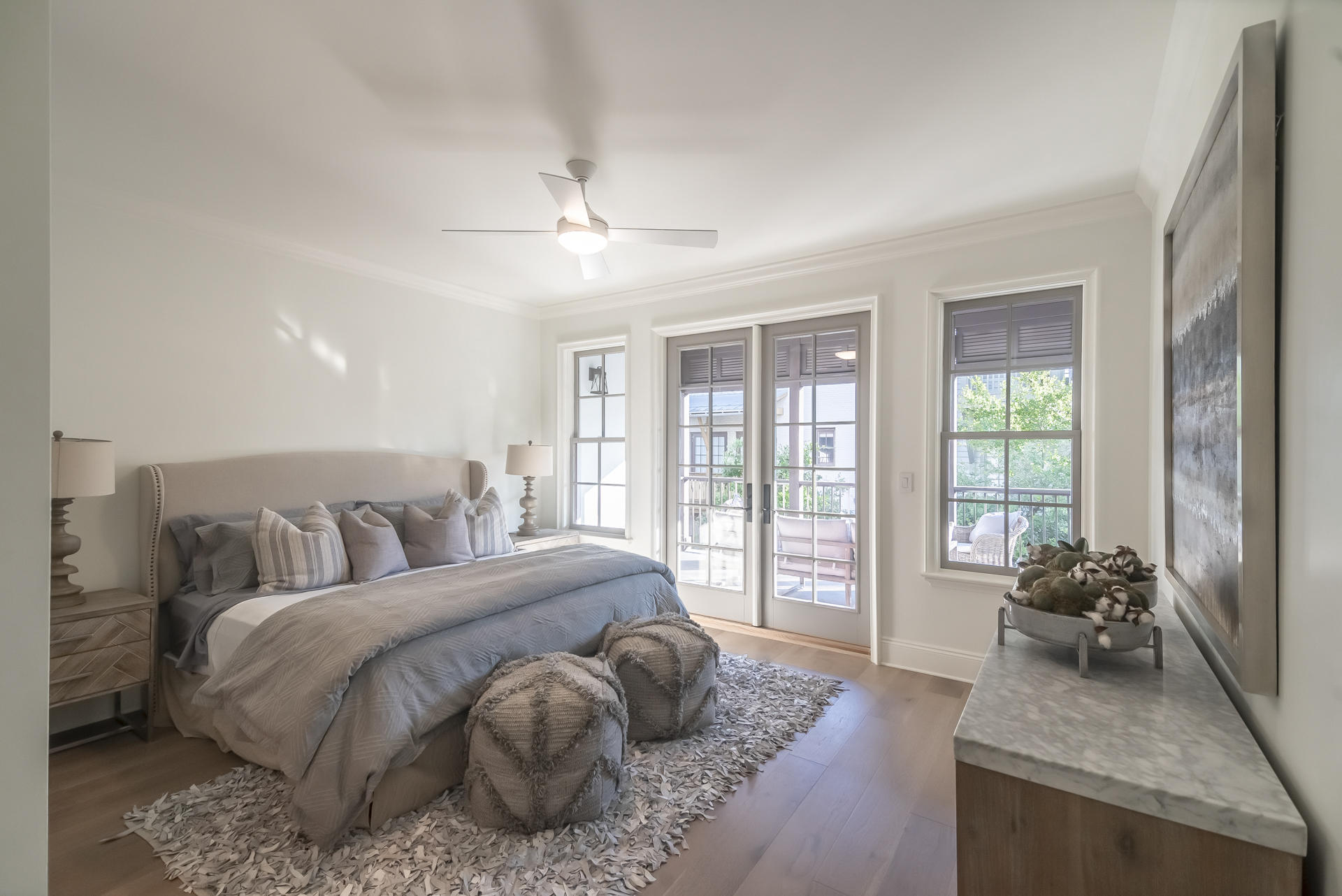 46 N Barrett Square, Unit #202