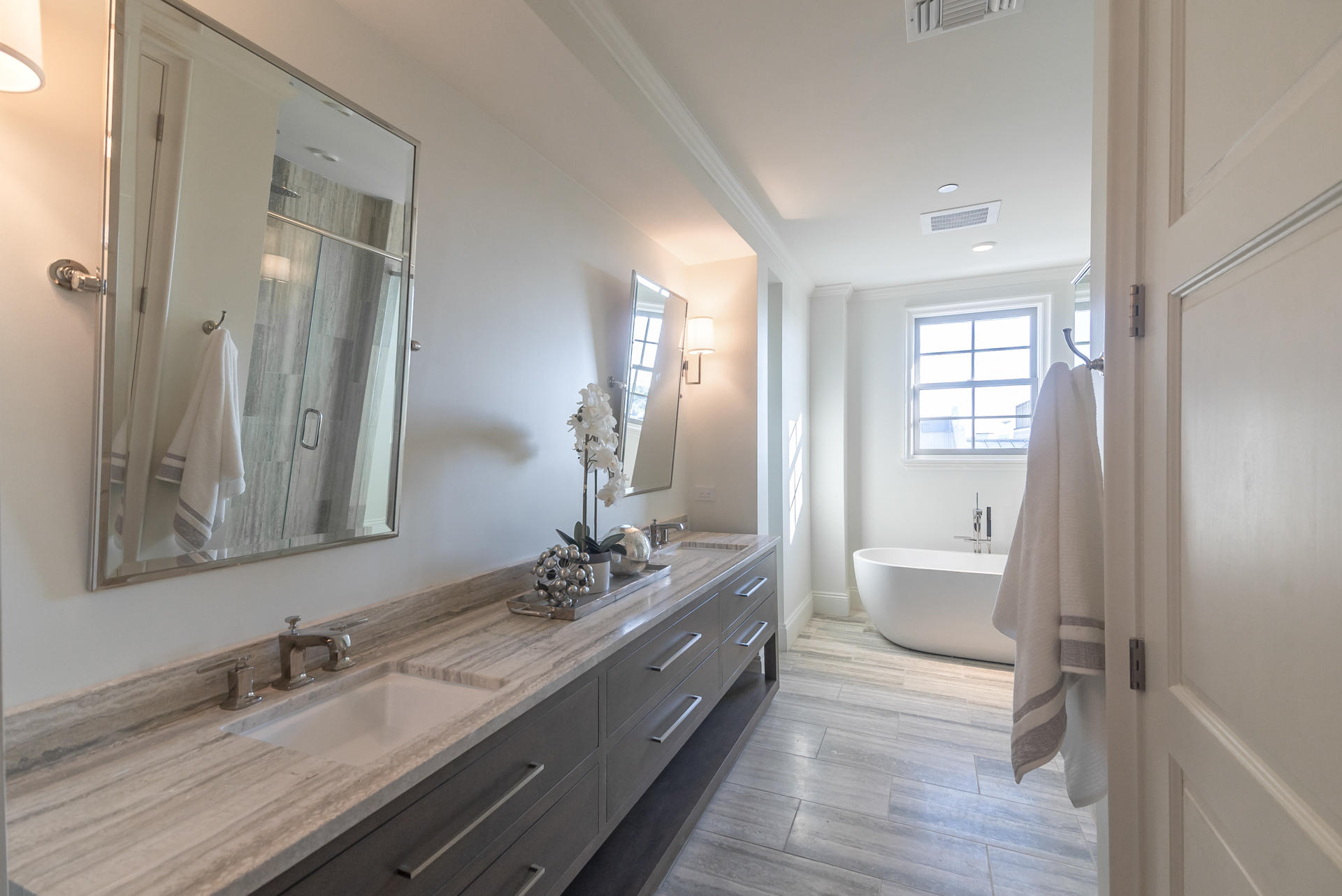 46 N Barrett Square, Unit #401