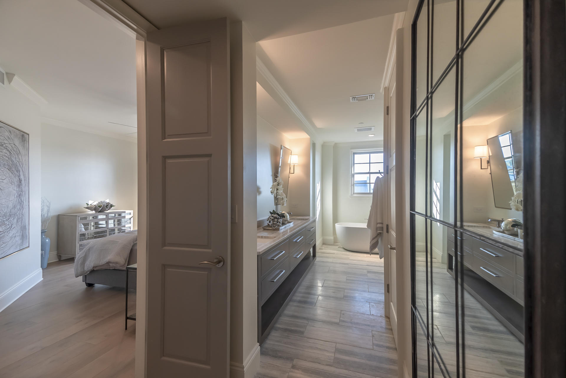 46 N Barrett Square, Unit #401