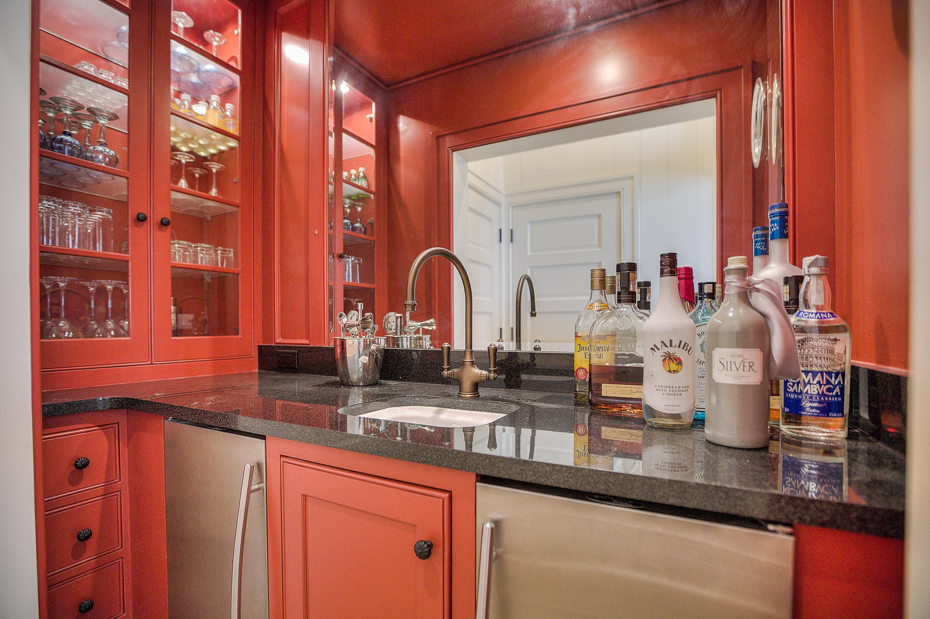34 N SPANISH TOWN Lane
