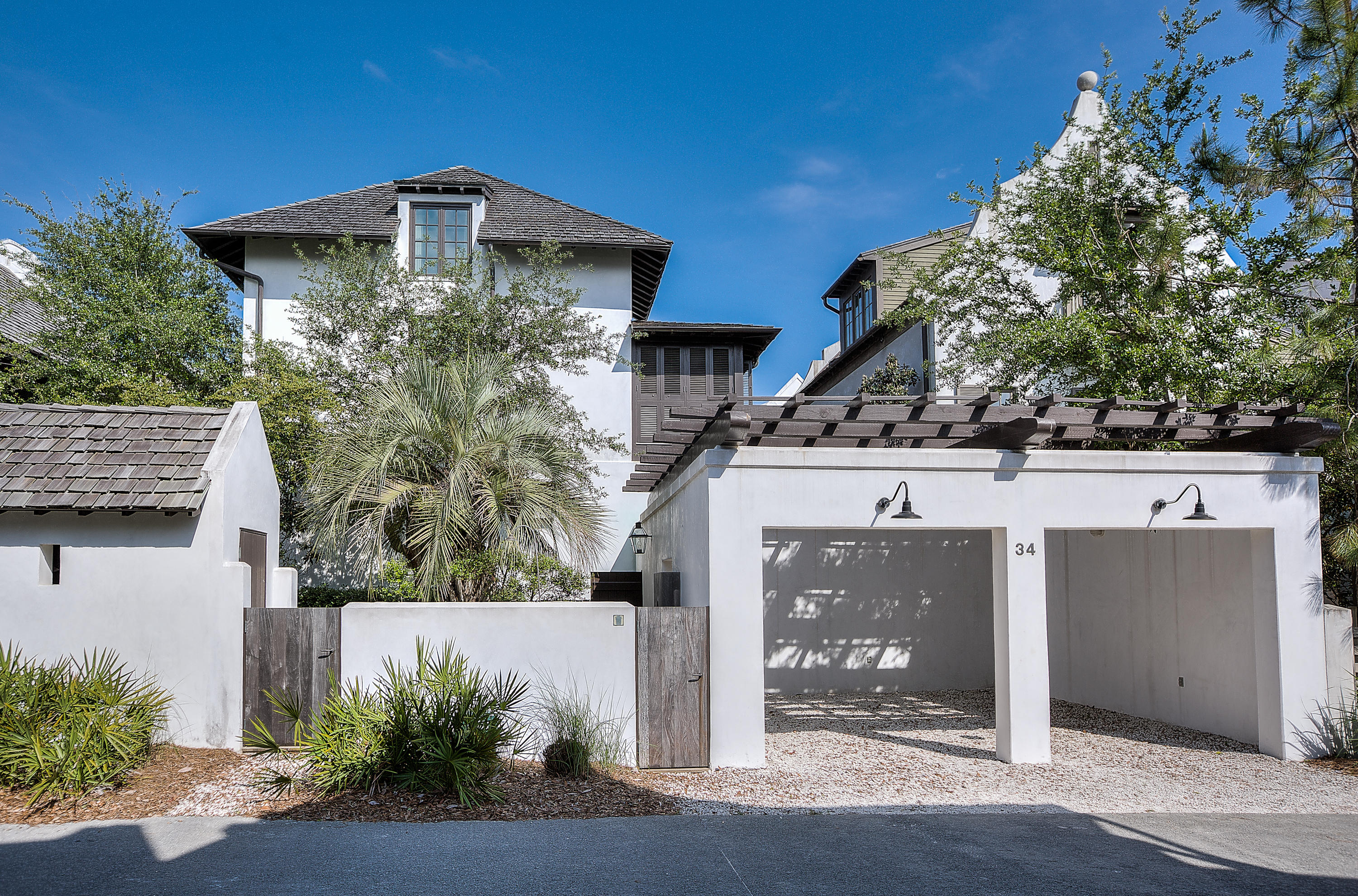 34 N SPANISH TOWN Lane